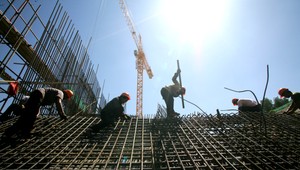 Zamestnávatelia nesúhlasia s návrhom ministra Richtera, aby sa nezamestnaný nemohol vrátiť do pôvodnej firmy