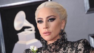 Lady Gaga ruší turné, má obrovské bolesti