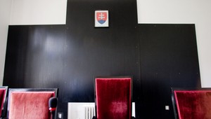 Súd s exrektorom Akadémie Policajného zboru odročili, Krajník je v nemocnici