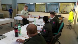 18-roční ochrancovia zákona. Niektorí psychológovia sa ale obávajú