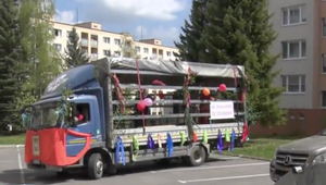 Prvý máj na ktorý nezabudneme. TAKTO netradične ho oslávili počas karantény v Handlovej