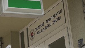 Štvrtina policajtov v Humennom je mimo služby za korupciu