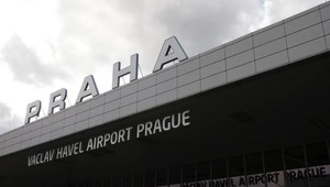 Polícia uzavrela časť pražského letiska, našli podozrivú batožinu