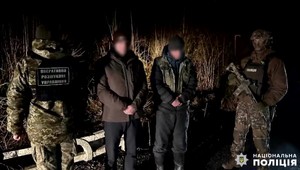 Ukrajincov vozili k našej hranici sanitkou so zapnutými majákmi