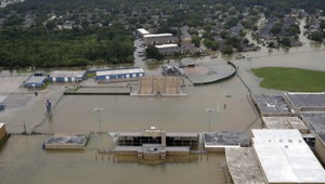 Hurikán Harvey má už najmenej 60 obetí
