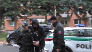 Policajti dostali za mreže dílera kurióznym spôsobom. Mladíka prezradila panika