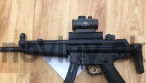 FOTO: Začali rozpredávať zbrane Ladislava Bašternáka