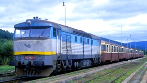 Policajti hrdinami. Zachránili muža pred skokom pod vlak