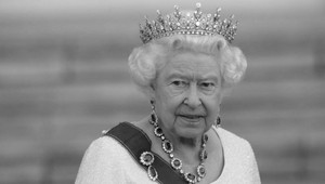 Hrozivá správa pre kráľovnú! Zmizla milovaná Merlina, naplní sa desivé proroctvo?