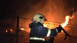 Vyšetrujú požiar v predajni potravín