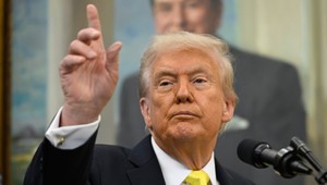 Trump pritvrdzuje voči Kube: Koniec venezuelskej ropy aj peňazí