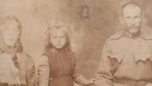 Manželia počas vojny chránili chlapca ako vlastného syna