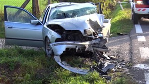 Čelná zrážka na ceste smrti. Šofér zaspal za volantom