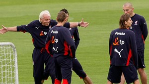 Poliaci sa stále nevzdávajú, iskierka nádeje im stále tlie