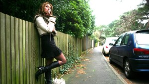 Dcéry nútili sexovať za peniaze