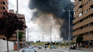 Pre požiar skládky v Madride evakuovali tisíce ľudí