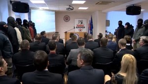 Rasová a náboženská neznášanlivosť zamestnáva políciu stále častejšie