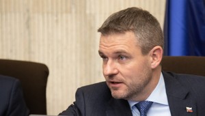 Premiér Pellegrini kritizoval únik informácií: Nie je možné, aby bol utajený spis verejnou témou