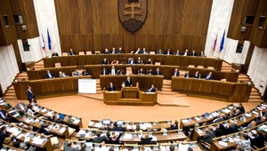 Stop darom a zvýhodneniam. Poslanci budú mať Etický kódex