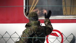 Z ukrajinského mesta Čop začali na Slovensko premávať evakuačné vlaky