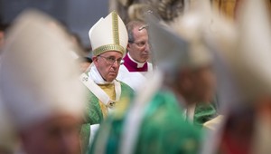 Vatikán sa radí o rodine, pápež hovoril o význame manželstva