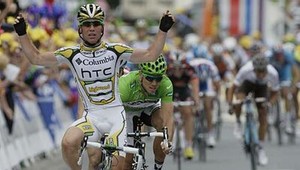 V 10. etape Tour víťazný špurt Cavendisha, Velits 43.