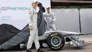 M.Schumacher vytiahol na svetlo nový Mercedes