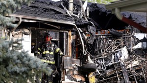 Lietadlo narazilo do domu, pilot vyšiel po vlastných