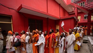 Náboženský sviatok skončil tragicky: V tlačenici zomrelo viac ako sto ľudí