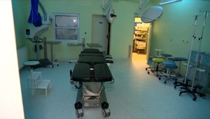 Ako a kde sa nechať ošetriť, ak máte podozrenie na COVID-19? Rezort zdravotníctva prišiel s riešením