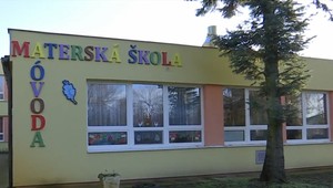 Školy stále nevedia, čo robiť s vysokými zálohovými faktúrami. Ministerstvo školstva so zberom dát ešte nezačalo