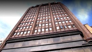 VIDEO: Jeden z top mrakodrapov v Šanghaji navrhol Slovák. TV JOJ vás k nemu prenesie