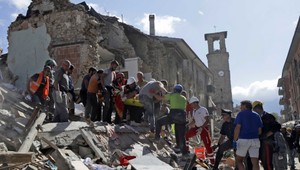 Talianska vláda po zemetrasení vyhlasila v krajine stav núdze