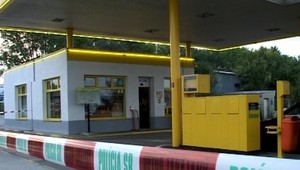 Dráma na čerpačke. Zamestnanci spacifikovali lupiča