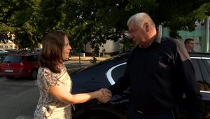 Limuzínou do roboty môže ísť aj bežný človek. Minister Érsek podporil myšlienku zdieľanej dopravy