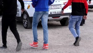 Tínedžer z Bratislavy sa vyhrážal bývalej učiteľke. Teraz ho rieši polícia