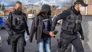 Hrôzostrašný telefonát: Muž zavolal na políciu a priznal sa, že zabil vlastnú matku