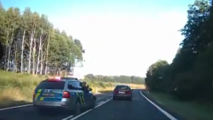 VIDEO: Neuveriteľný zásah polície: Unikajúceho väzňa dolapili takmer hollywoodskym manévrom