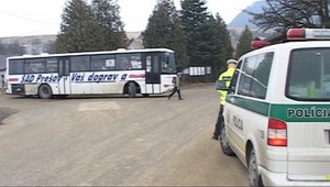 Chlapca zrazil autobus, mal ho odviesť do školy