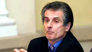 Veľvyslancom v Českej republike bude Peter Weiss