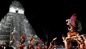 Koniec sveta zničil pamiatky. Turisti po nich lozili aj napriek zákazu