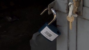 FOTO: Hľadajú sa majitelia týchto vecí. Nevie sa, z ktorých garaží zmizli