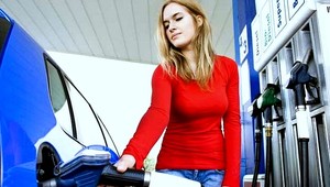 Benzín je najdrahší v piatok