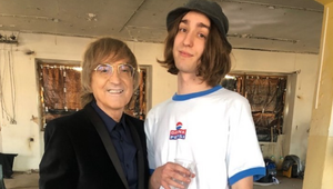 Mekyho syn odletel za oceán! TAKTO sa vyrovnáva so stratou otca..?