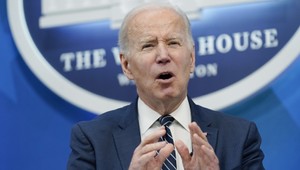 ONLINE: Putin by mal ísť pred súd za vojnové zločiny, povedal Biden