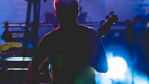 Obľúbený český spevák skolaboval!