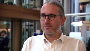 Zelená energia by mala byť dostupná pre všetkých, hovorí europoslanec Martin Hojsík