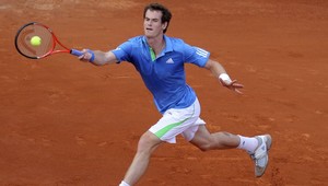 Roland Garros: Murray vyradil Troického, Federera čaká Djokovič