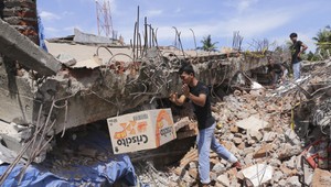 Zemetrasenie si vyžiadalo najmenej 92 obetí