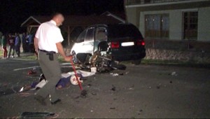 Kolíziu motorky s autom neprežili muž (†37) a žena (†27)